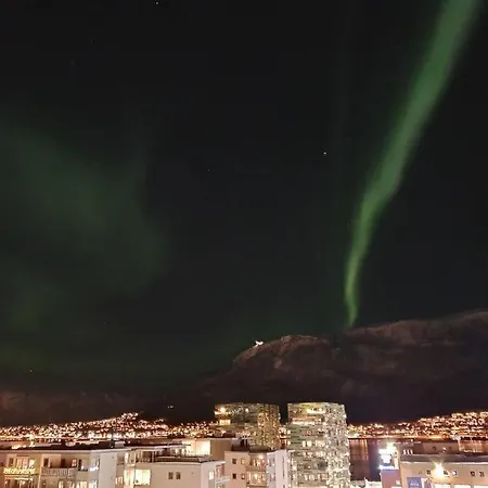 New Magnificent View Near The Centre Tromso